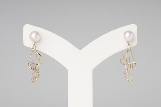 「音乐」 Akoya珍珠14k金耳环 商品图1