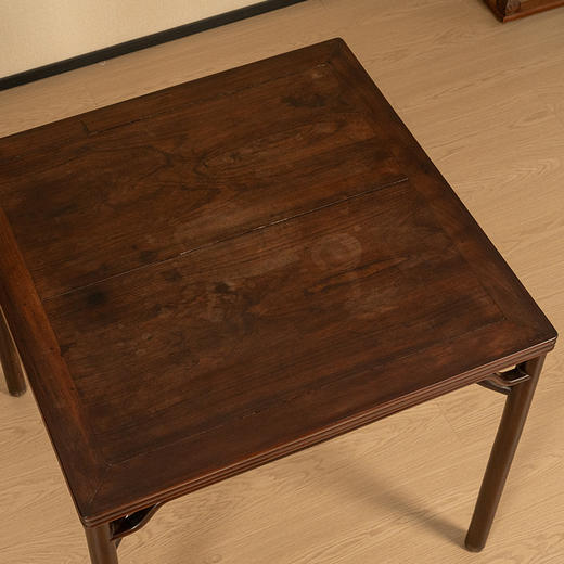 清 红木劈料高罗锅枨方桌 商品图2