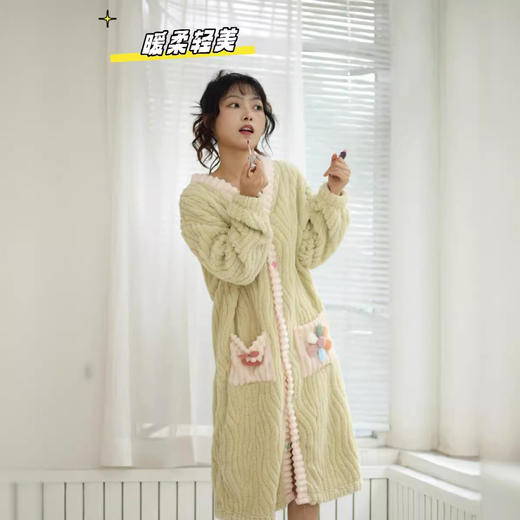 【嘿，选择你的睡眠搭档”】秋冬款彩虹开衫睡袍暖暖套装，品质面料不易掉毛，加绒加厚小香风珊瑚绒长款宽松家居服QQ 商品图4