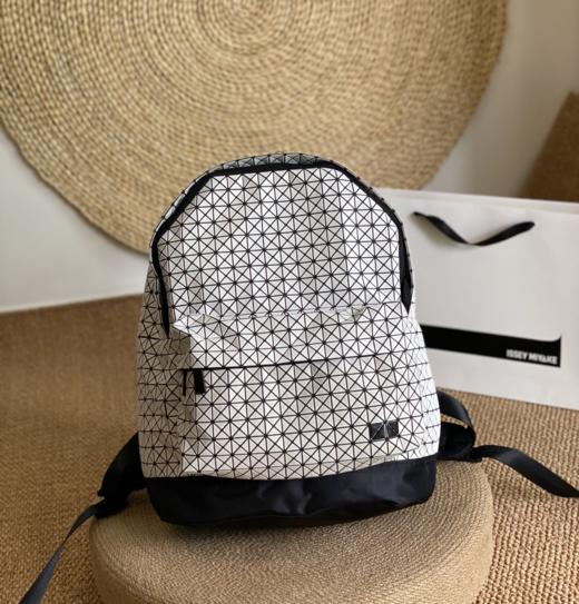 三宅一生背包（CB） 商品图3