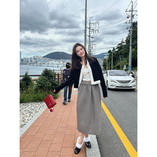 DUO智仙生玫瑰粉和经典黑白针织拼接缎面织带小香风羊毛开衫 商品图4