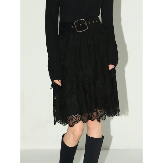 【秒杀】COCOBELLA重工立体刺绣水溶蕾丝半身裙女人味A字短裙HS3093 商品图3