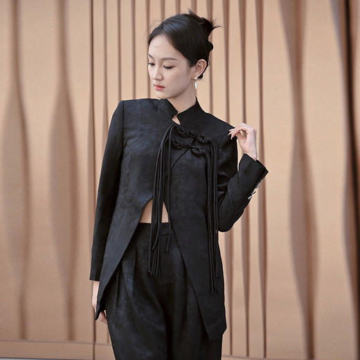 【顺丰包邮】99339 洛诗琳高级感新中式盘扣提花外套阔腿裤两件套219 商品图4