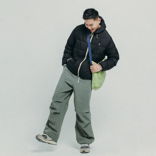 【6月破价】ACMEITEM爱棵米 户外亲子防泼水抓绒伞兵裤保暖宽松休闲长裤男女GAF3020361G 商品图1