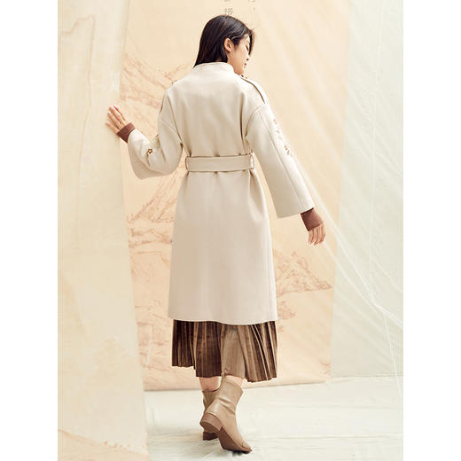 Famecoco范可儿范可儿赫本风羊毛大衣长款女轻熟收腰呢子外套F188AC030 商品图1