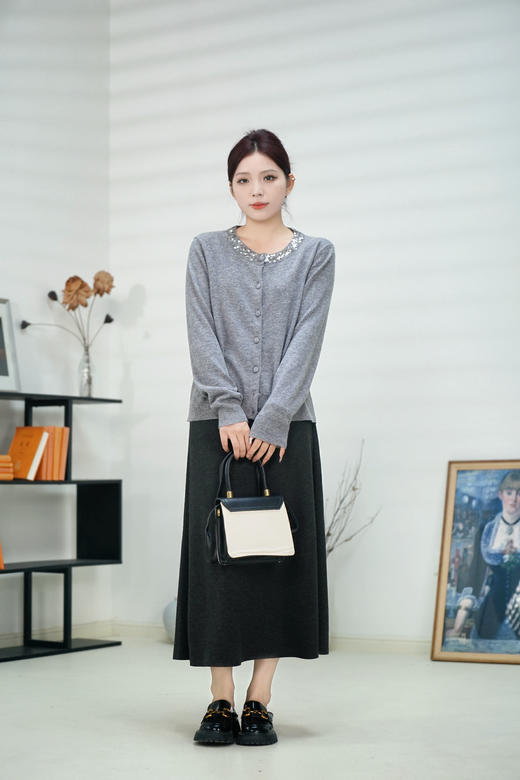 臣禾重工手工亮片开衫JZ244090118现货 商品图3