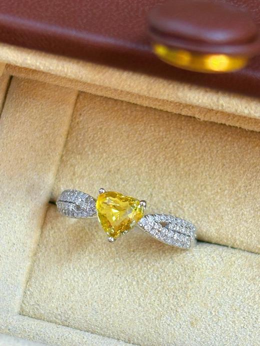 1.22ct 心形黄蓝宝石戒指 商品图3