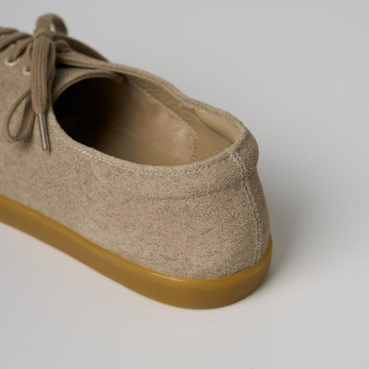 ROMI STUDIO“率性自我”牛皮拼羊皮系带平底休闲鞋 427B4057 商品图3