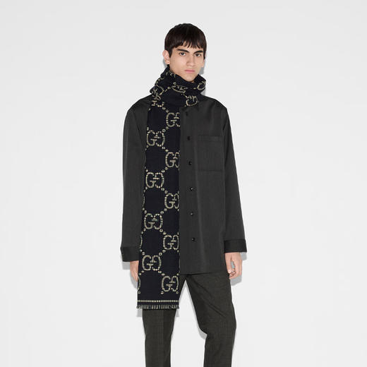 【二】GUCCI 古驰 男女通用格纹 GG 羊毛围巾 混色 660025 4G386 1066 商品图3