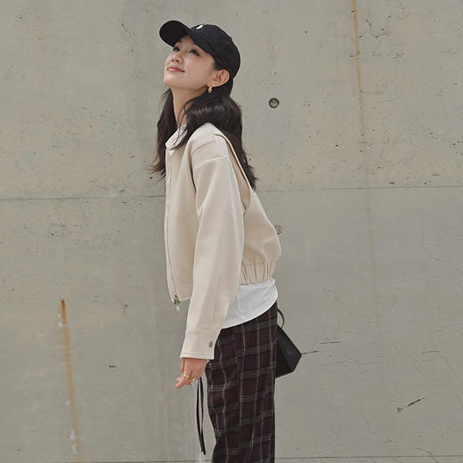 【顺丰包邮】80400 洛诗琳美式羊毛翻领夹克短款外套女63821 商品图3