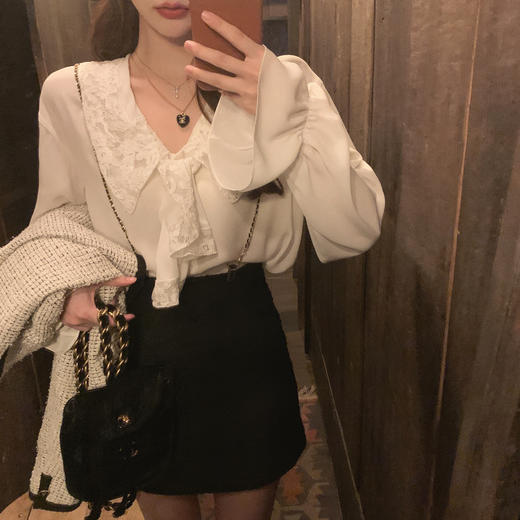金蘑菇菇 黑金报刊 香香组/ 经典秀场高定感精致香风短外套 香香半裙 商品图6