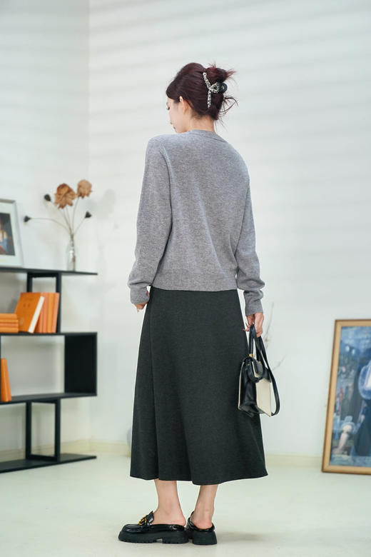 臣禾重工手工亮片开衫JZ244090118现货 商品图4