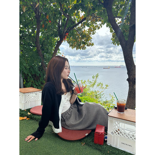 DUO智仙生玫瑰粉和经典黑白针织拼接缎面织带小香风羊毛开衫 商品图2