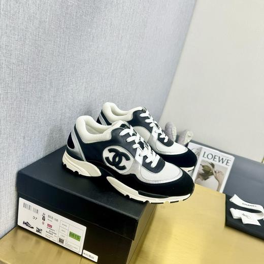 CHANEL香奈儿 皮革 徽标 减震耐磨 低帮 生活休闲鞋 女款 黑色（HC） 商品图2