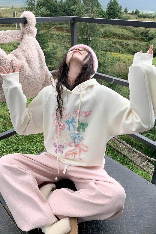 <曾小咸推荐>3.16现货秒杀 ！微信超特价！蝴蝶结连帽卫衣 日常189.99 立减100 秒杀89.99！！ 商品图6