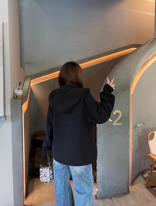 新增！抢完无补！出口欧洲订单！官网💰1200+【情侣款户外重磅双面摇粒绒外套 连帽/立领】✅360°循环保暖！航空级除静电材质✅自发热功能，保暖效果增强2倍 ✅3D立体裁剪，上身不塌有风骨！ 商品图8