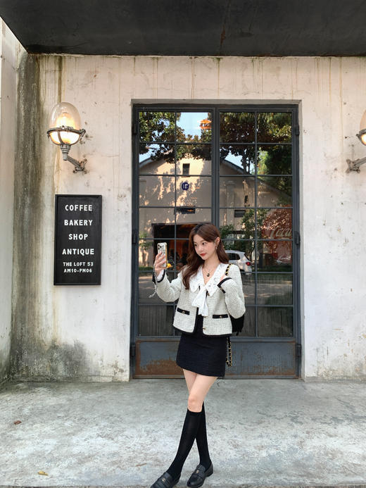 金蘑菇菇 黑金报刊 香香组/ 经典秀场高定感精致香风短外套 香香半裙 商品图8