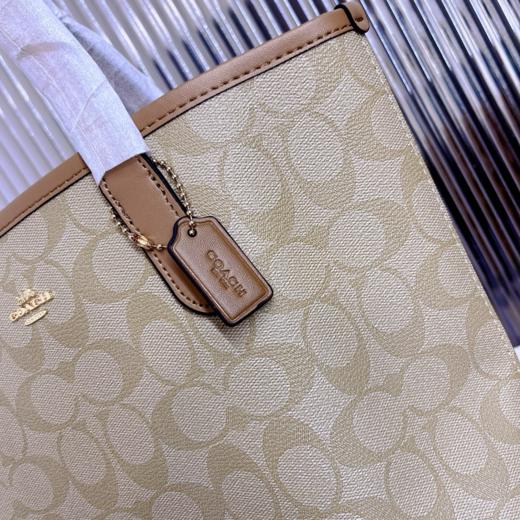 COACH蔻驰 City 23 金标Logo经典老花按扣 帆布 托特包Tote包购物袋单肩包 中号 女款 浅卡其色拼浅马鞍色（CB） 商品图4