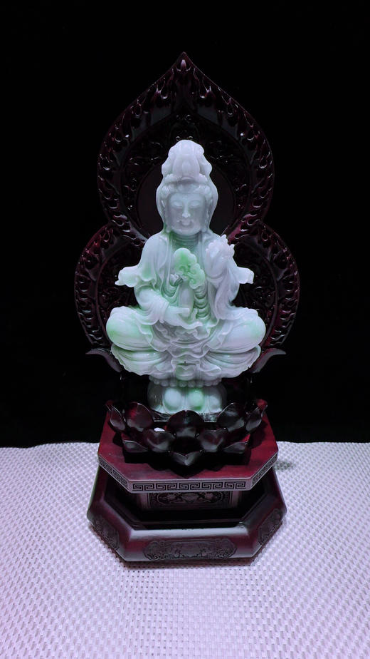 620459翡翠摆件【观音】 商品图5