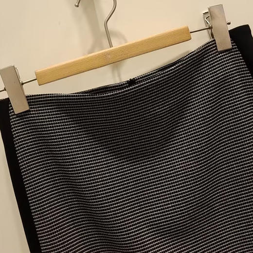 VIVIAN LIU薇薇安刘R2414001梅春女装新款拼接高级气质通勤半裙 商品图2