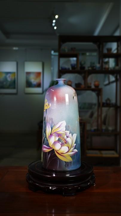 留光溢彩出尘不染赏瓶 商品图0