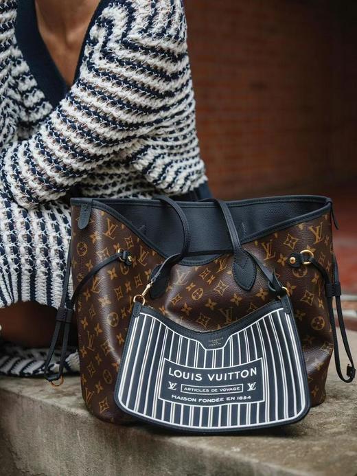 驴家NEVERFULLINSIDEOUT中号手袋（HH） 商品图4