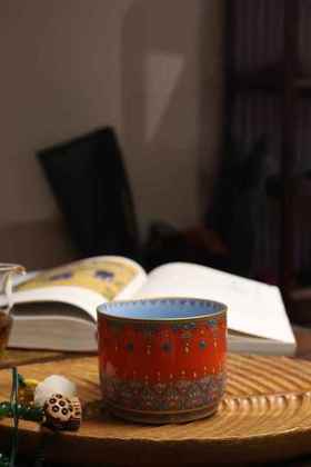 双色错金银握足杯