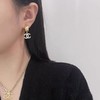 香奈儿24p字母浮雕耳钉（XTY） 商品缩略图4