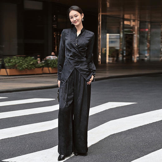 【顺丰包邮】99343 洛诗琳新中式交叉绑带锦绣提花上衣裤子两件套915 商品图1