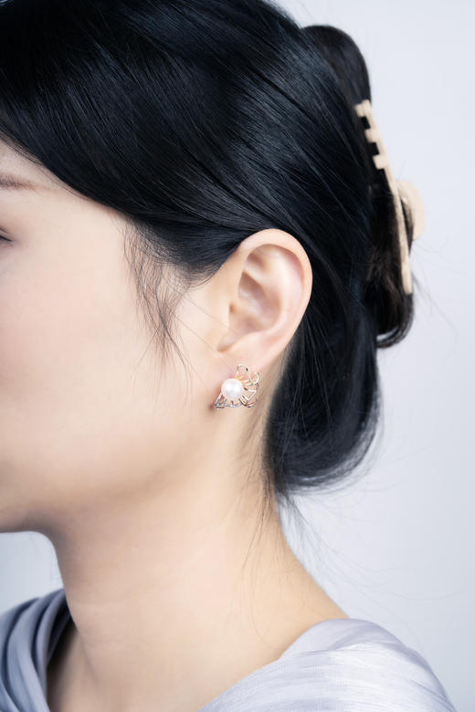 「扇」Akoya珍珠14k金耳钉 商品图3