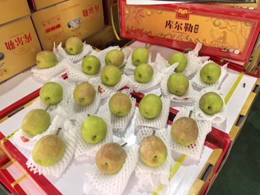 正宗新疆库尔勒香梨约10斤装±100克特级当季现摘新鲜水果整箱高端礼盒顺丰包邮 商品图4