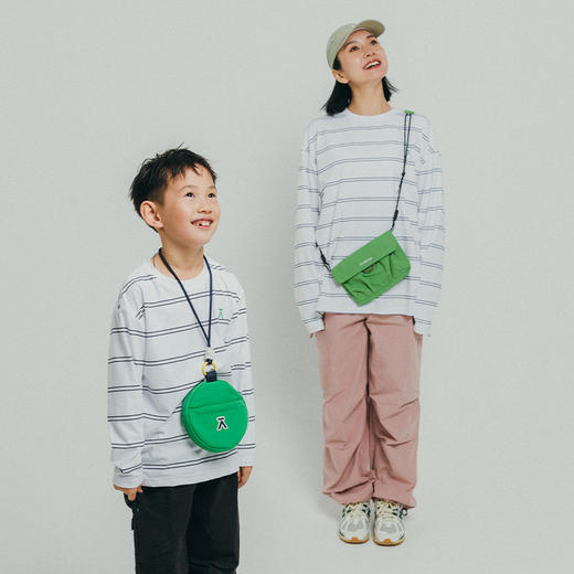 【品牌直发】ACMEITEM爱棵米 户外亲子磨毛条纹长袖T恤宽松圆领运动上衣男女GAF3340078E 商品图2