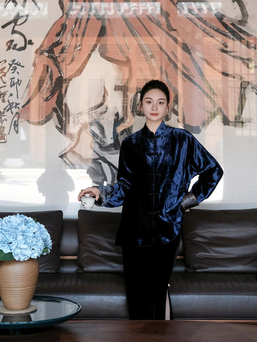盛唐牡丹| 藏蓝色丝绒双面穿外套 商品图0
