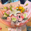 【幸福快乐】精美混搭花束，1支香水百合➕10朵混搭粉玫瑰➕6朵粉色康乃馨➕2支折射蔷薇➕5朵洋桔梗➕新鲜配花配叶，精美时尚花束 商品缩略图1