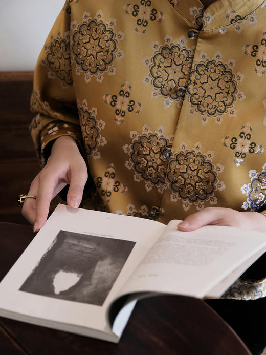 盛唐婧| 新中式团圆宋锦对襟外套 商品图3