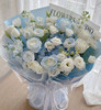 【蓝色海洋】1支海洋蓝绣球➕6朵碎冰蓝玫瑰➕3朵白玫瑰➕12朵洋桔梗➕3支紫罗兰➕2支洋甘菊➕2支喷泉草➕新鲜配花配叶，精美高端大气花束 商品缩略图0