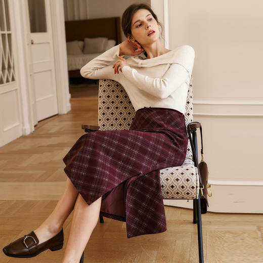 OLrain欧芮儿红色格子半身裙女冬季2024年新款通勤蝴蝶结A字裙 商品图3