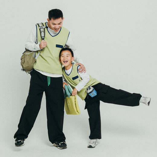 【品牌直发-降价福利】ACMEITEM爱棵米 户外亲子抓绒工装长裤防泼水宽松可调节裤子男女GAF3020903G/GAF3020899G 商品图3