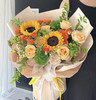 【蜜阳序曲】6朵蜜桃雪山玫瑰➕2支向日葵➕2支绿毛球➕3支芭比蔷薇➕2支绿扣➕2支洋甘菊➕新鲜配花配叶，精美时尚花 商品缩略图0
