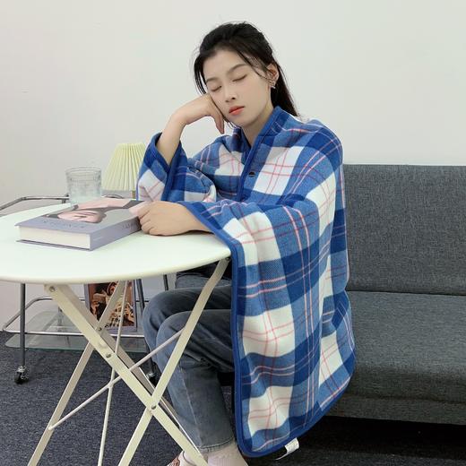 【一毯多用，温暖守候】午休盖毯办公室保暖披肩儿童毯 多功能吸湿发热北极绒 懒人毯摇粒绒-QQ 商品图8