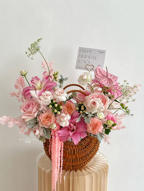 合合美美· 花篮