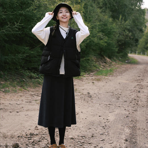 【十一破价福利】ACMEITEM/爱棵米 户外抓绒半身裙保暖抗起球裙子 女款 多色GAE2370110I 商品图1