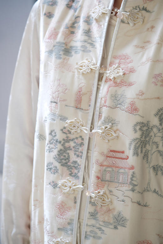 盛唐牡丹| 白色丝绒如意湖亭长马甲 商品图1