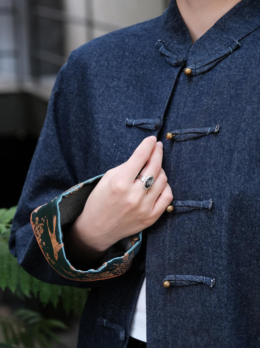 盛唐牡丹| 牛仔配喜鹊纹花锦缎袖口对襟外套 商品图6