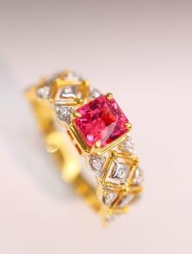 1.2克拉尖晶石戒指