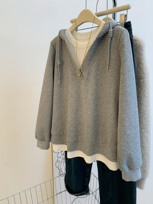 【微胖大码假两件灰色卫衣】秋季新款 慵懒风宽松休闲连帽上衣外套  商品图1