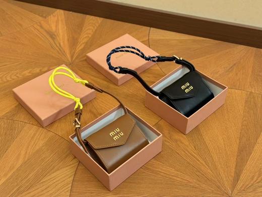 B102164翻盖斜挎钱包全新设计复古吸睛小斜挎包 必入宝藏单品冲吖 商品图0