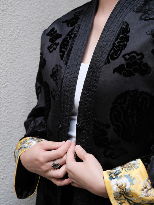 盛唐牡丹| 限量款|福寿双全漳缎手绣棉外套 商品图3