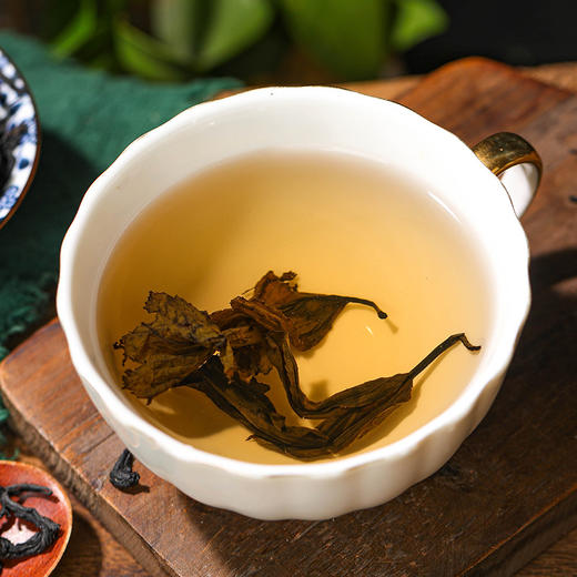 婉明杜仲叶 杜仲茶100克瓶装 杜仲叶 大叶浓香 杜仲叶雄花茶 商品图3