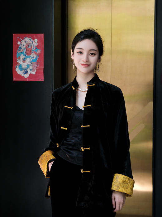 盛唐牡丹| 丝绒拼真丝宋锦对襟外套 商品图4